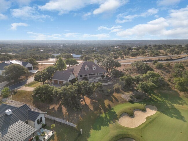 Building Photo - 101 Up There