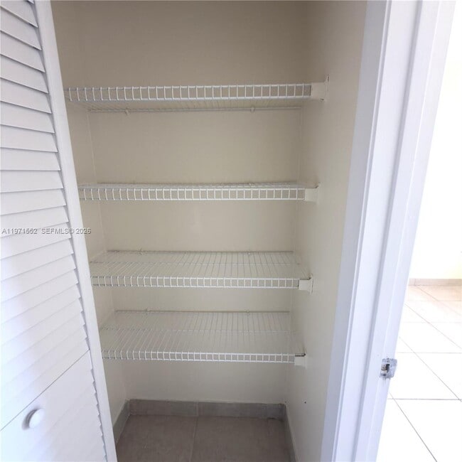 Building Photo - 451 NE 136th St