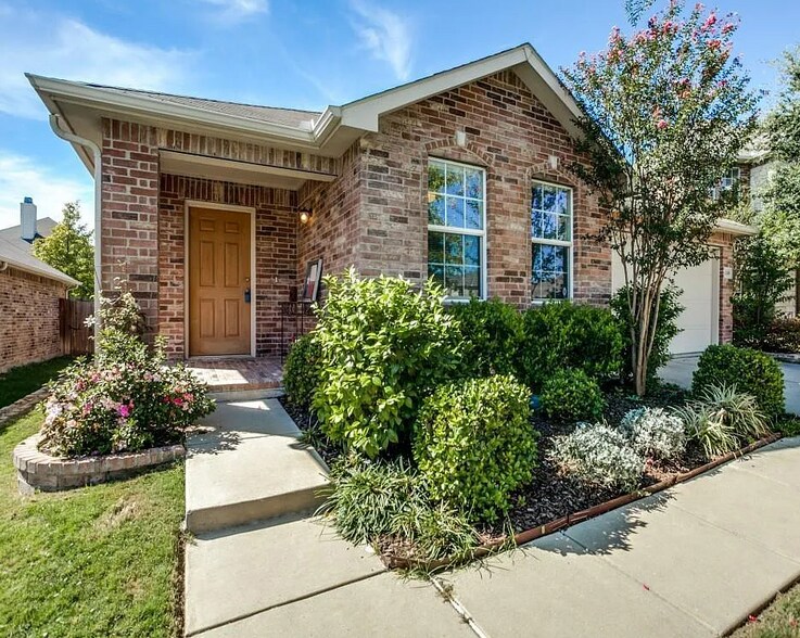 Building Photo - 13359 Velasco Drive