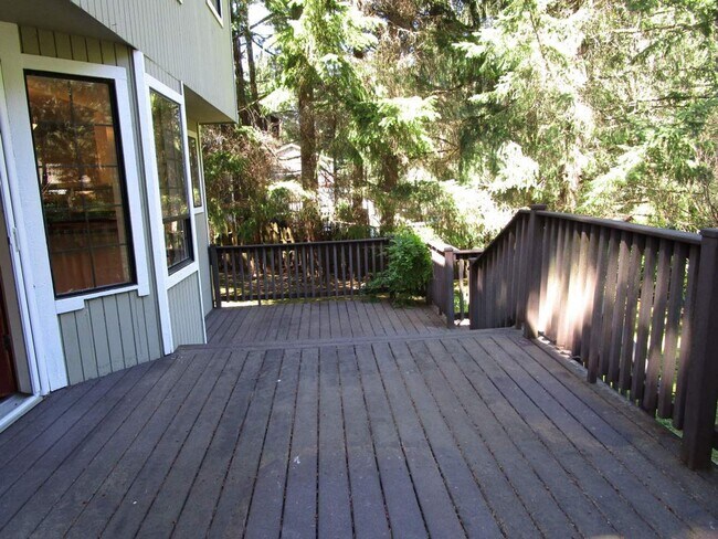 Building Photo - Charming 3 Bedroom Home in Gig Harbor