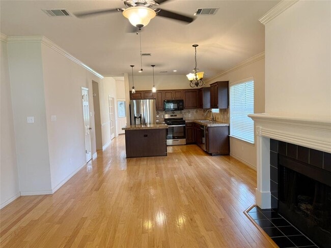 Building Photo - 2608 Stenson Dr