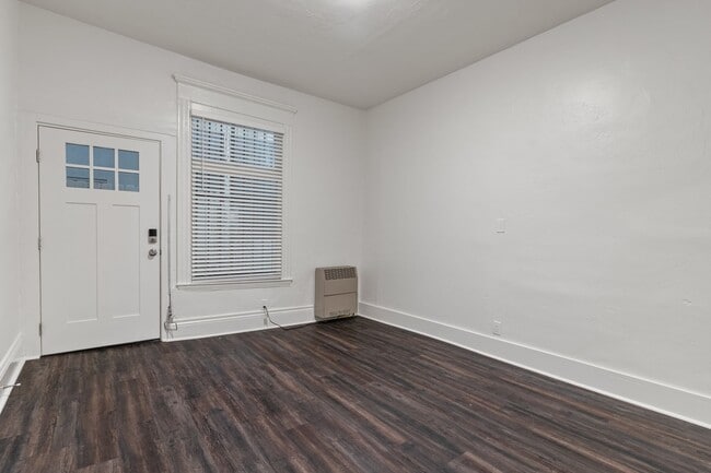 Interior Photo - 330 Cedar Avenue