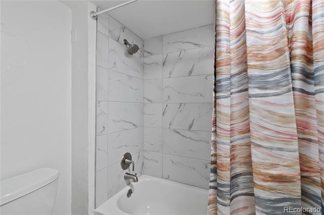 Building Photo - 2525 S Dayton Way