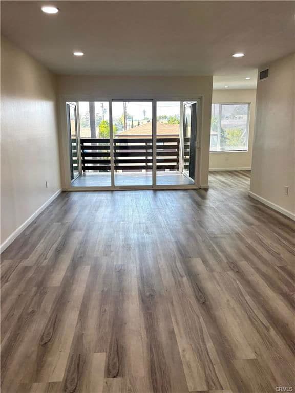 Building Photo - 1700 Mission St