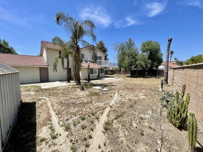 Building Photo - 25020 Jutland Dr