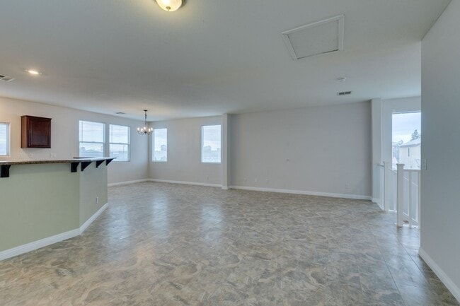 Building Photo - Beautiful Split-Level Home on Corner Lot with Pool and Spa!