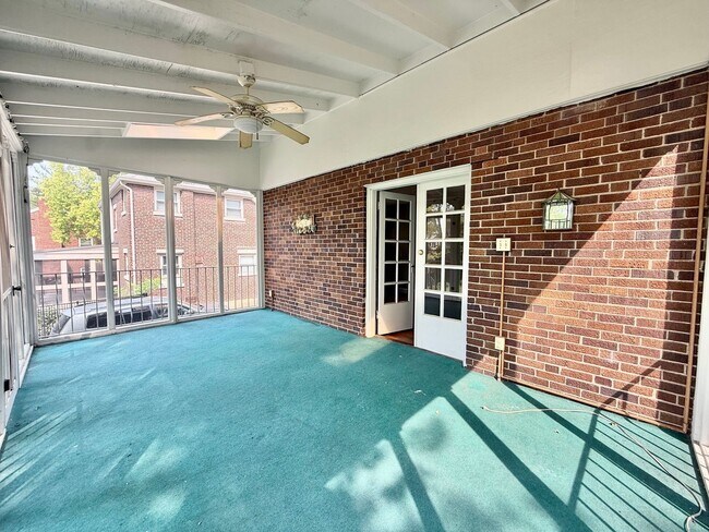 Building Photo - 6491 Ridge Ave