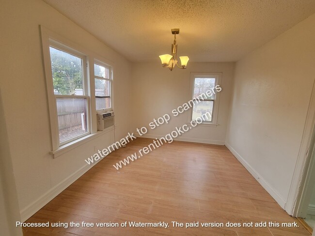 Building Photo - Affordable 3 bedroom ready to go!