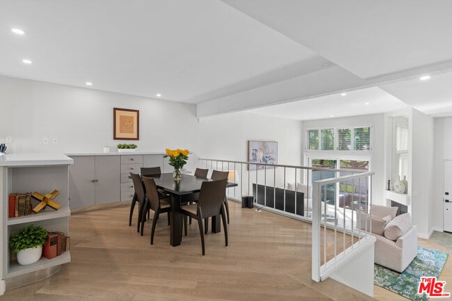 Building Photo - 13072 Maxella Ave