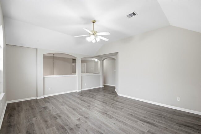 Building Photo - 3924 Highland Vale Ct