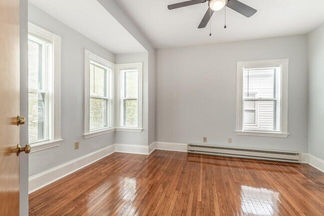 Building Photo - 49 Harrison St