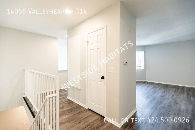 Building Photo - 14056 Valleyheart-314