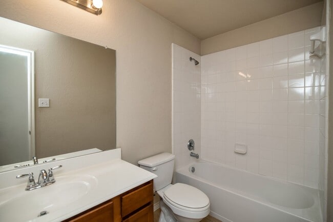 Building Photo - **Home Sweet Home**