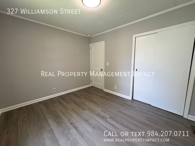 Building Photo - 327 Williamson St