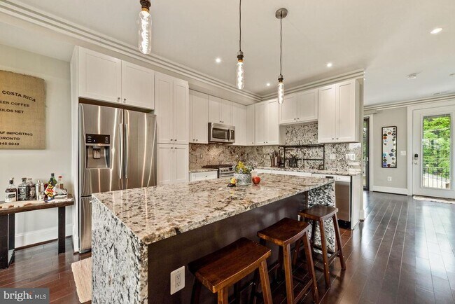 Building Photo - 4527 Georgia Ave NW