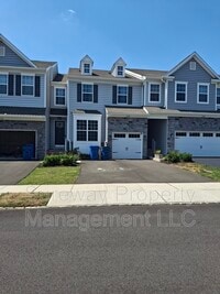 Building Photo - 2503 Charleston Dr