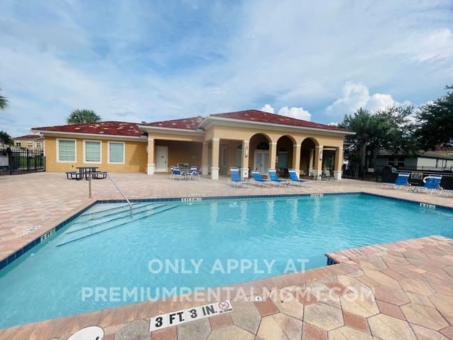 Building Photo - Spacious Two-Story Townhome-Bella Vista-2646 Bella Vista Dr Davenport FL 33897