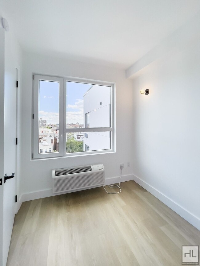 Building Photo - Crown Heights / Brooklyn / Sunlit 1-Bed 1-...