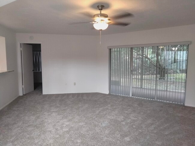 Building Photo - 3266 SE Aster Ln