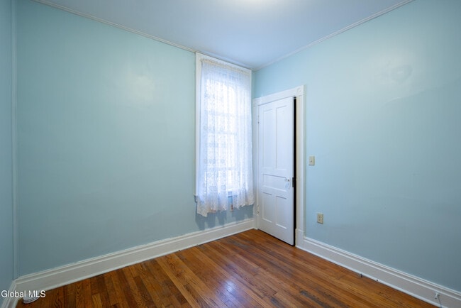 Building Photo - 1871 9th Ave