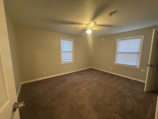 Building Photo - 6744 Bellefontaine Ave