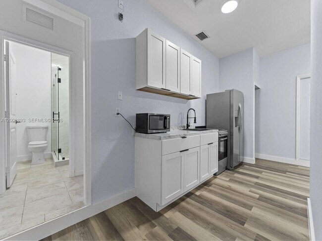 Building Photo - 27869 SW 133rd Ave