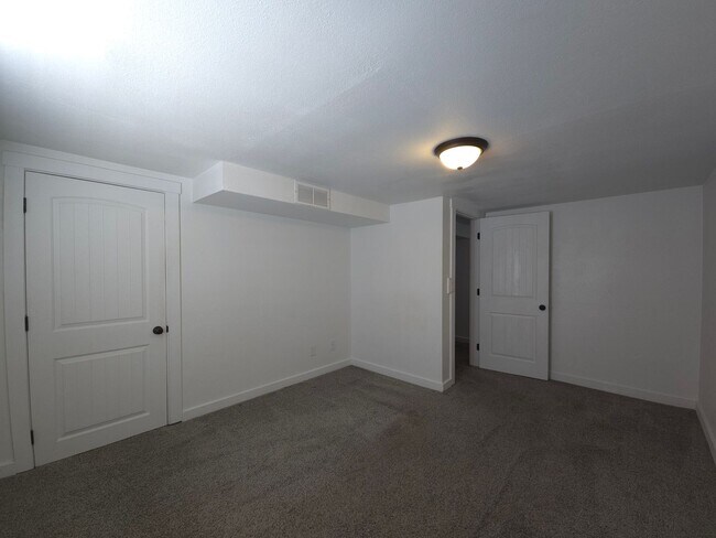 Building Photo - Old house charm with modern upgrades
