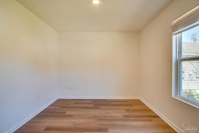 Building Photo - 7809 Maxton Rd