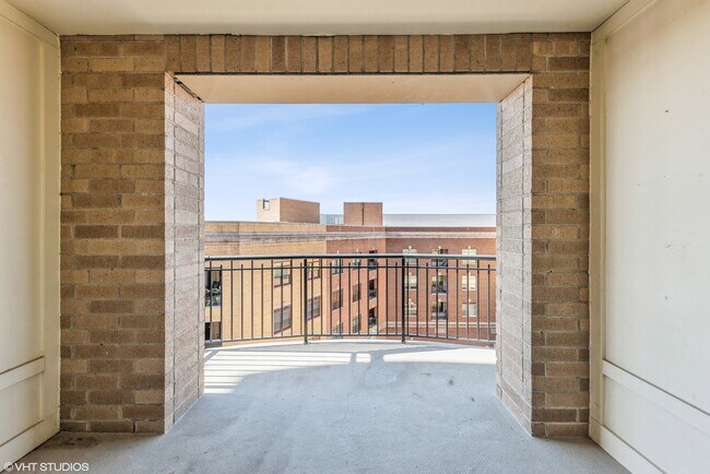 Building Photo - 50 N Plum Grove Rd