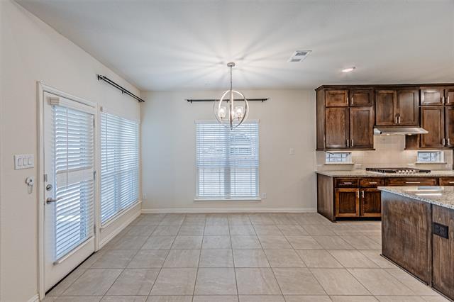 Building Photo - 3316 Hickory Ln