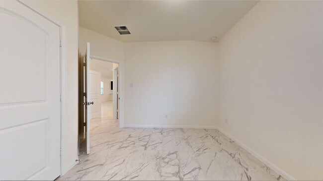 Building Photo - 10434 Astor Pt Trl