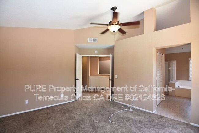 Building Photo - 39265 Corte Pluma