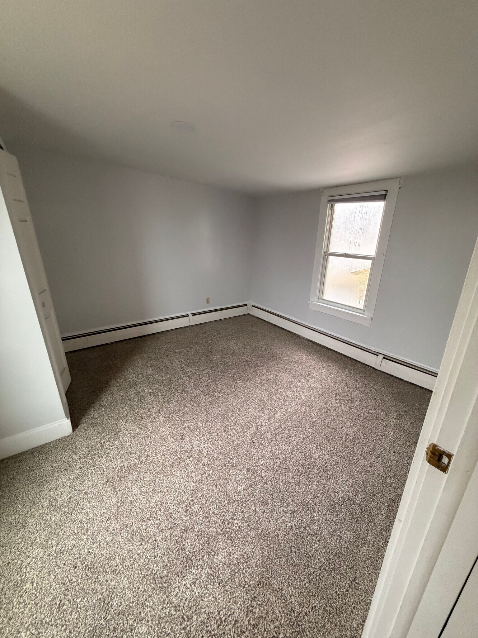 Building Photo - 118 W Washington St