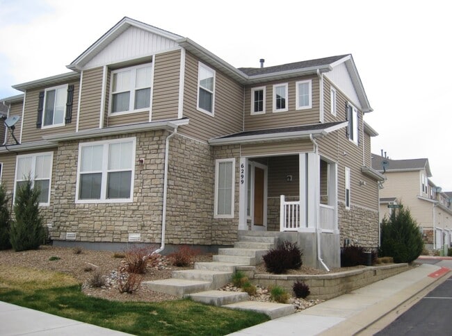 Primary Photo - 6299 Sierra Grande Point