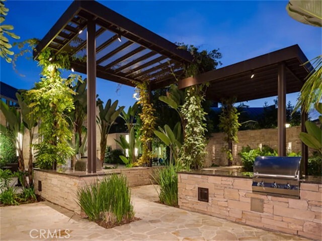 Building Photo - 3614 Rivington