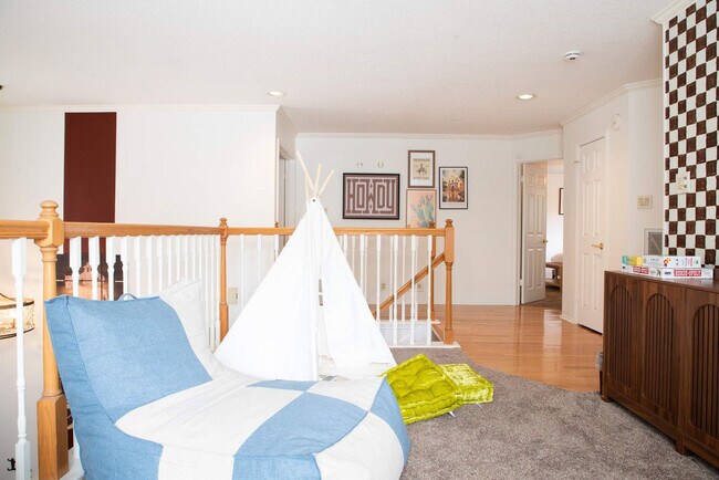 Building Photo - 2002 Chittim Trail Dr