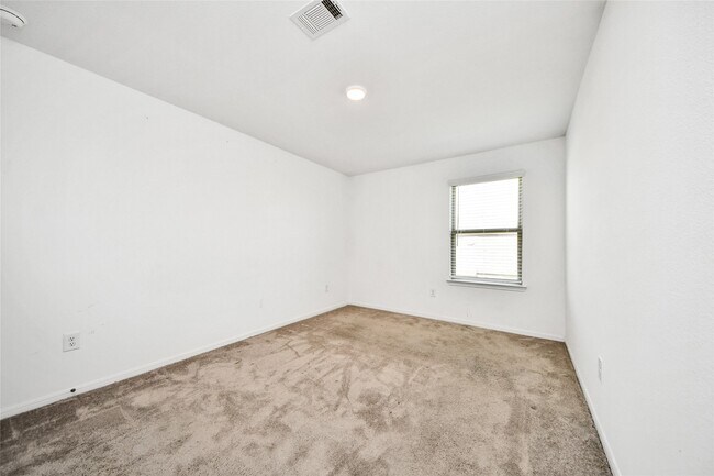 Building Photo - 14817 Ash Landing Dr