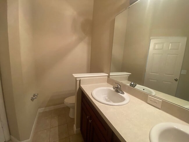 Building Photo - 10421RSD(75)