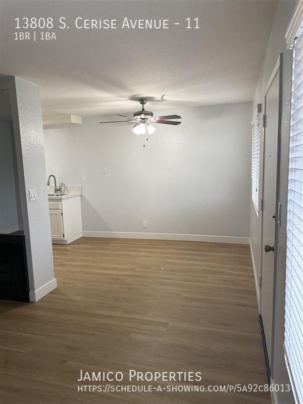 Building Photo - Sunshine Villa