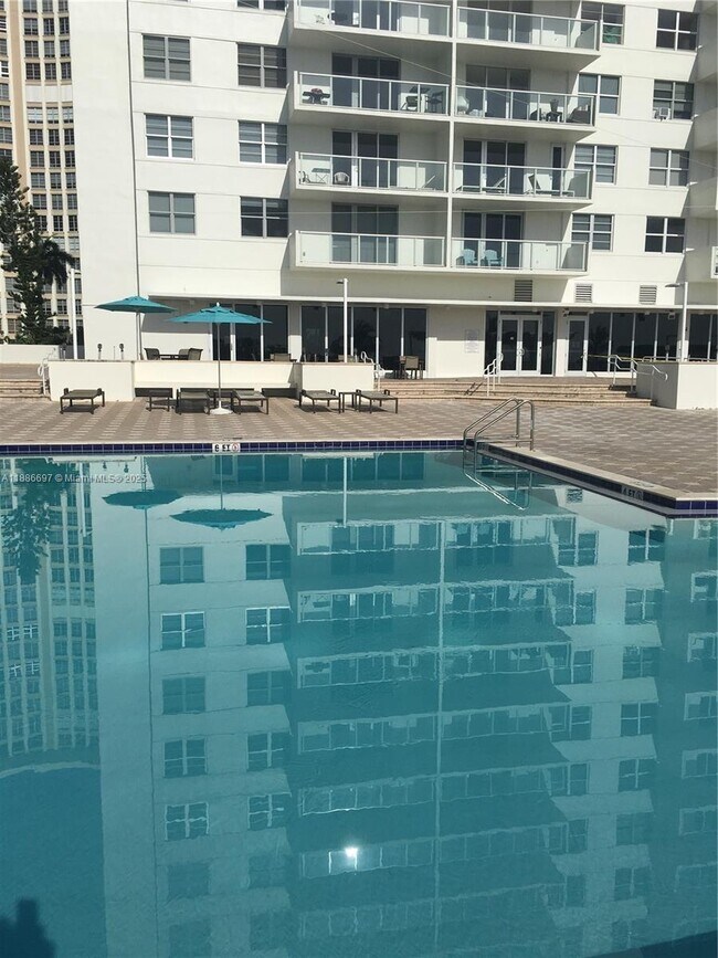 Building Photo - 5701 Collins Ave