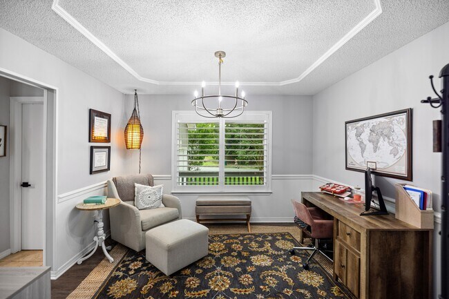 Building Photo - 507 Nassau Dr