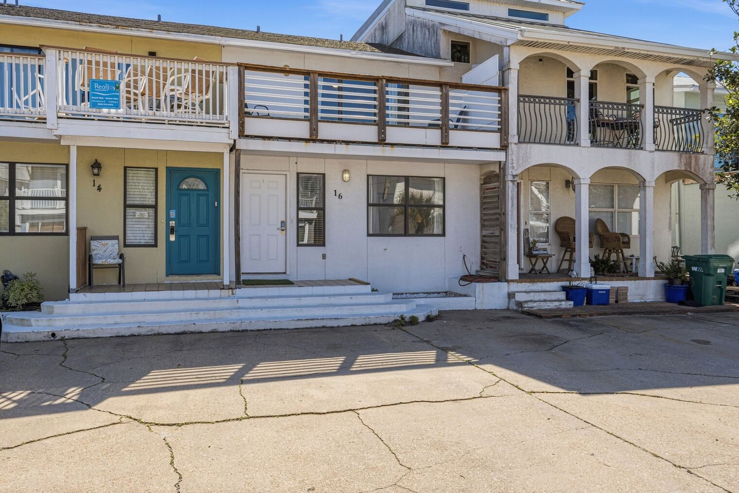 Building Photo - 16 Gulf Breeze Ct