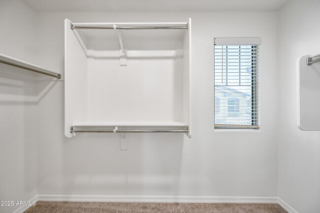 Building Photo - 3817 N 100th Dr