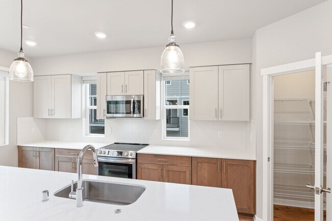 Building Photo - NEW CONSTRUCTION - 4 Bed | 3.5 Bathroom | ...