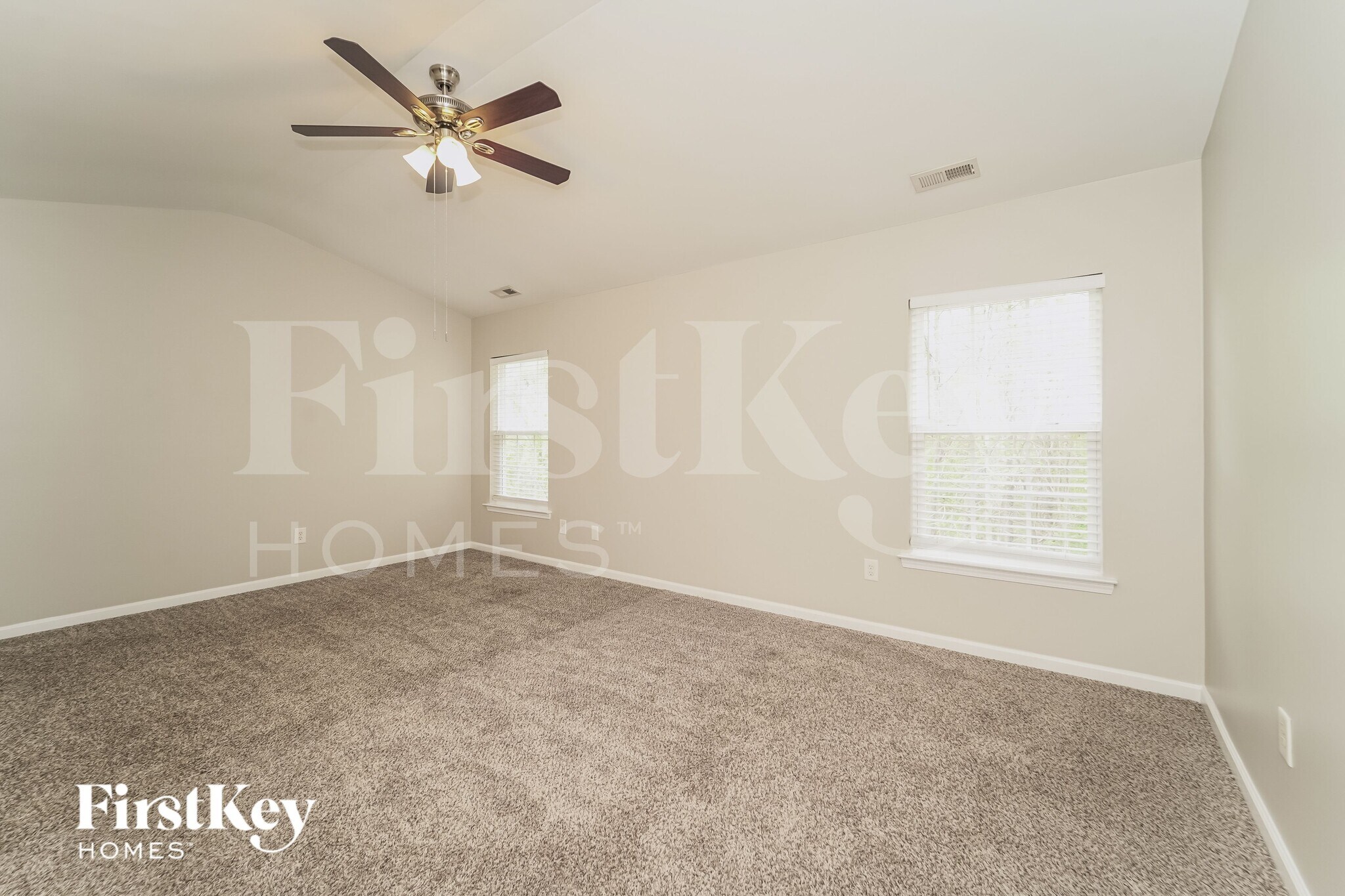 Building Photo - 12204 Palomar Dr