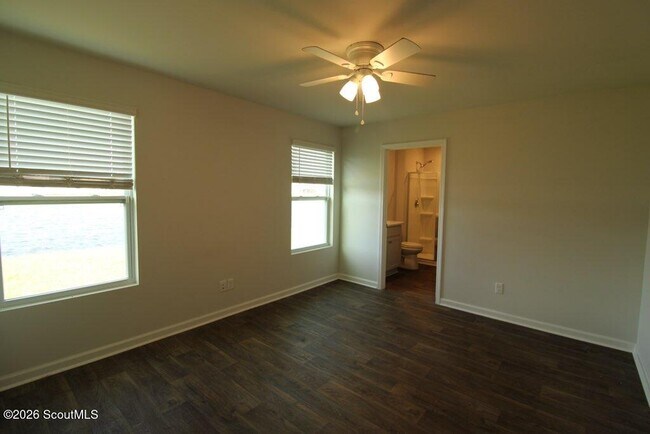 Building Photo - 507 Autumns Wood Cir W