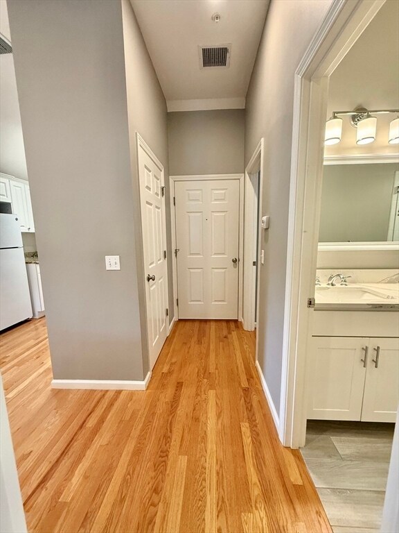 Building Photo - 56 Eliot St