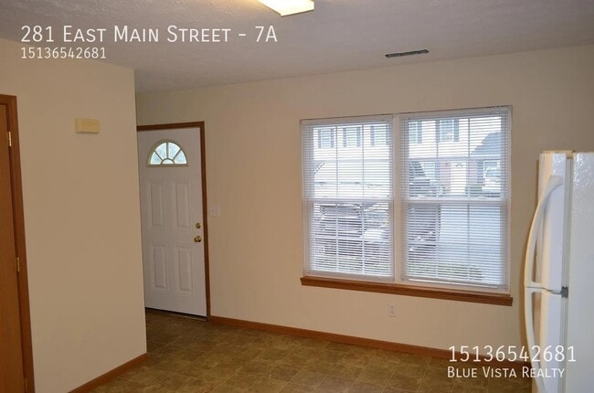 Building Photo - 281 E Main St