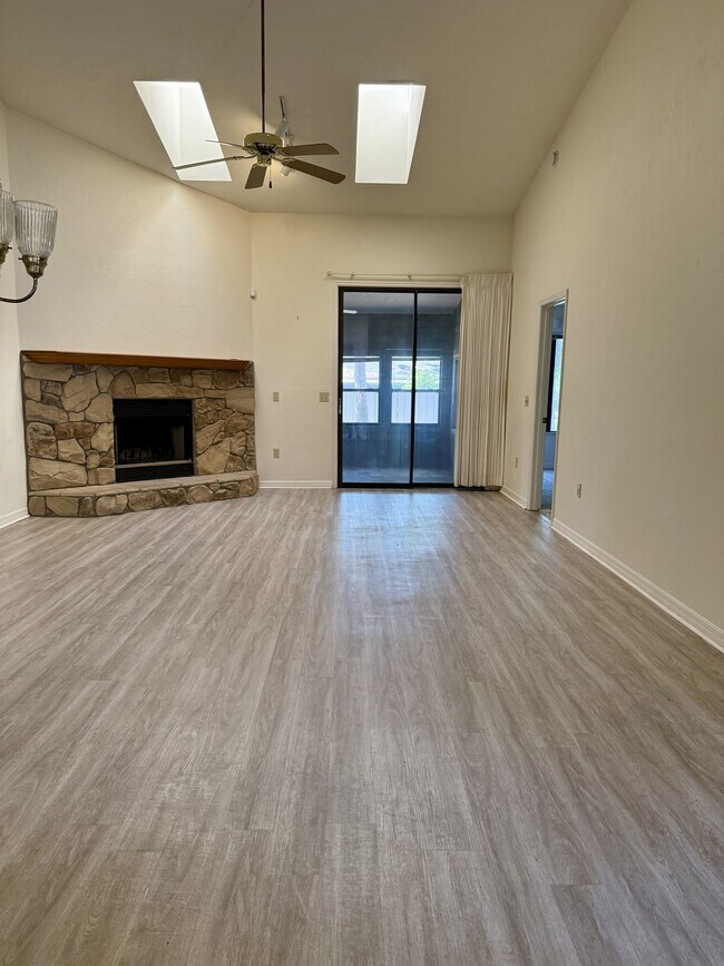 Building Photo - 3709 NW 58th Pl