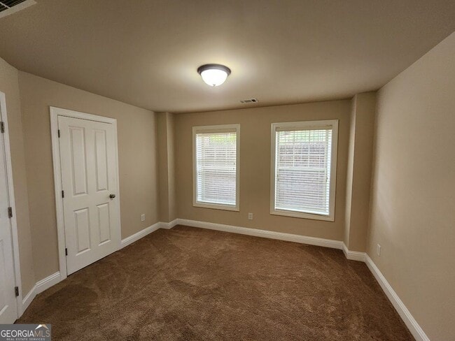 Building Photo - 10856 Ellicot Way